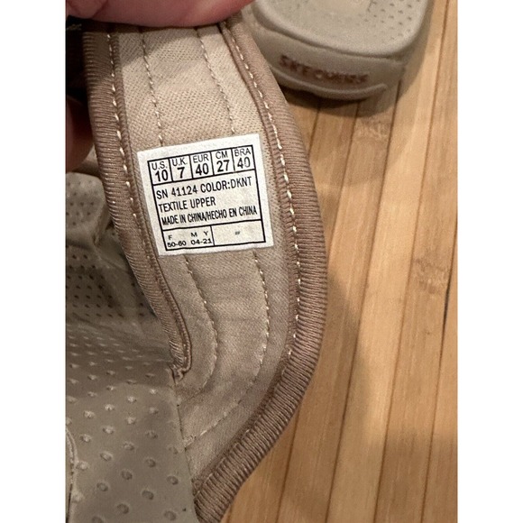 Skechers ‘Reggae Mad Swag’ Tan Sandals With Multicolored Trim Sz 10 EUC - Picture 9 of 11